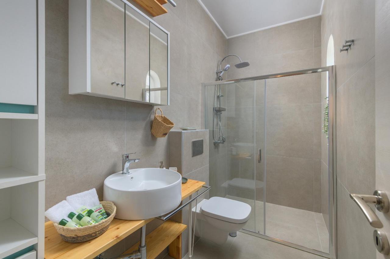 Niva Kamiros Apartments ภายนอก รูปภาพ